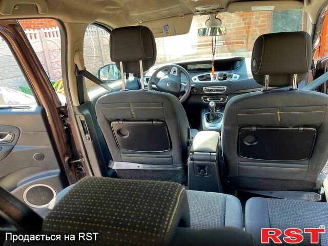 Коричневый Рено Гранд Сценик, объемом двигателя 1.5 л и пробегом 309 тыс. км за 7500 $, фото 11 на Automoto.ua