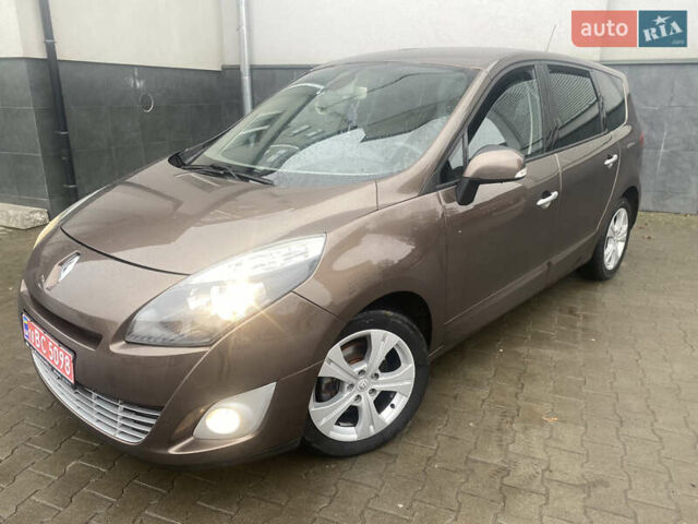 Коричневый Рено Гранд Сценик, объемом двигателя 1.5 л и пробегом 233 тыс. км за 6999 $, фото 2 на Automoto.ua