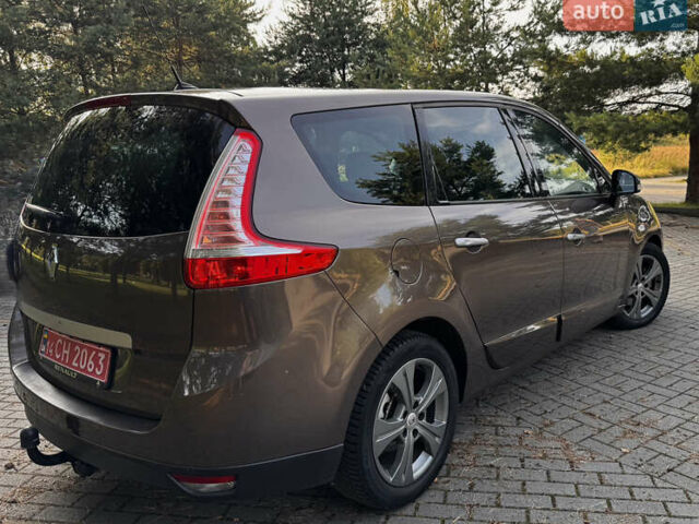 Коричневый Рено Гранд Сценик, объемом двигателя 2 л и пробегом 203 тыс. км за 8000 $, фото 10 на Automoto.ua