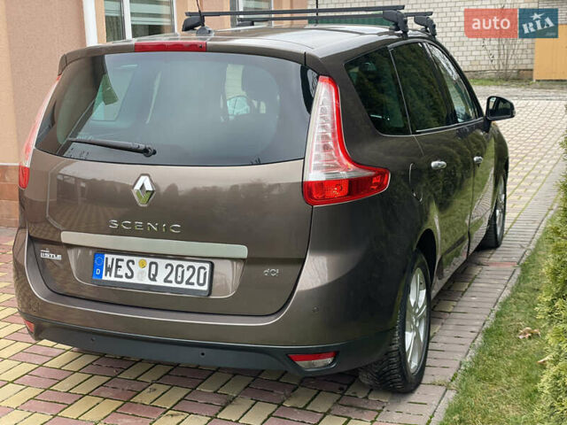 Коричневый Рено Гранд Сценик, объемом двигателя 2 л и пробегом 241 тыс. км за 8600 $, фото 27 на Automoto.ua