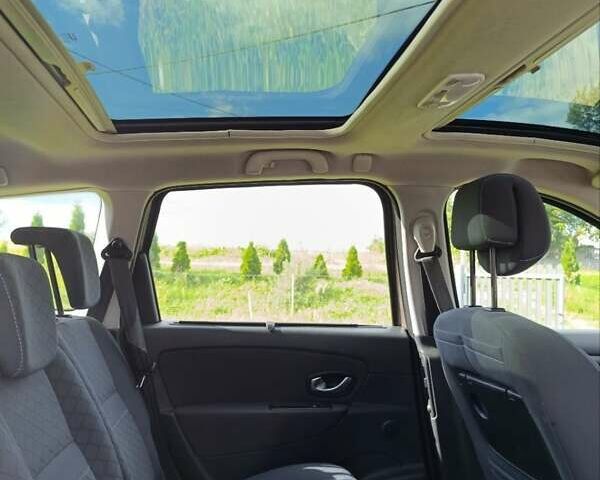 Коричневый Рено Гранд Сценик, объемом двигателя 1.5 л и пробегом 210 тыс. км за 6800 $, фото 14 на Automoto.ua