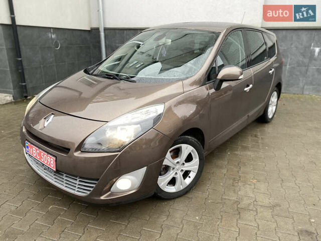 Коричневый Рено Гранд Сценик, объемом двигателя 1.5 л и пробегом 233 тыс. км за 6999 $, фото 1 на Automoto.ua