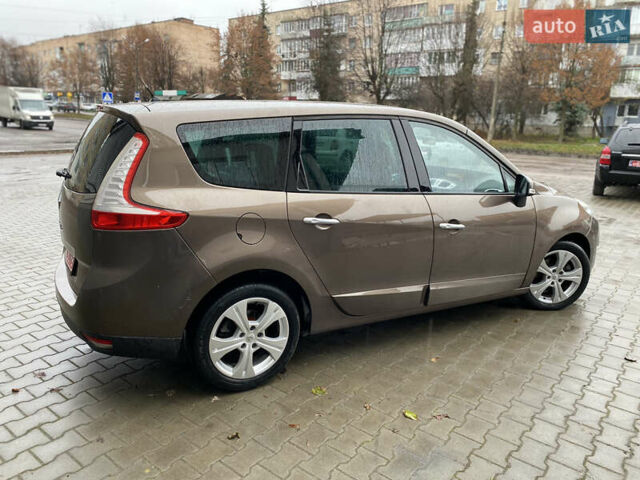 Коричневый Рено Гранд Сценик, объемом двигателя 1.5 л и пробегом 233 тыс. км за 6999 $, фото 12 на Automoto.ua