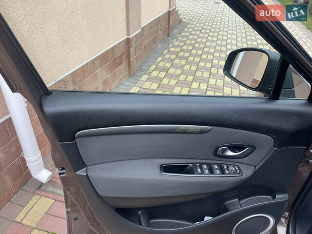 Коричневый Рено Гранд Сценик, объемом двигателя 2 л и пробегом 241 тыс. км за 8600 $, фото 35 на Automoto.ua