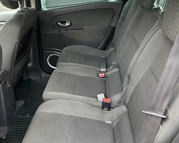 Коричневый Рено Гранд Сценик, объемом двигателя 1.5 л и пробегом 233 тыс. км за 6999 $, фото 26 на Automoto.ua