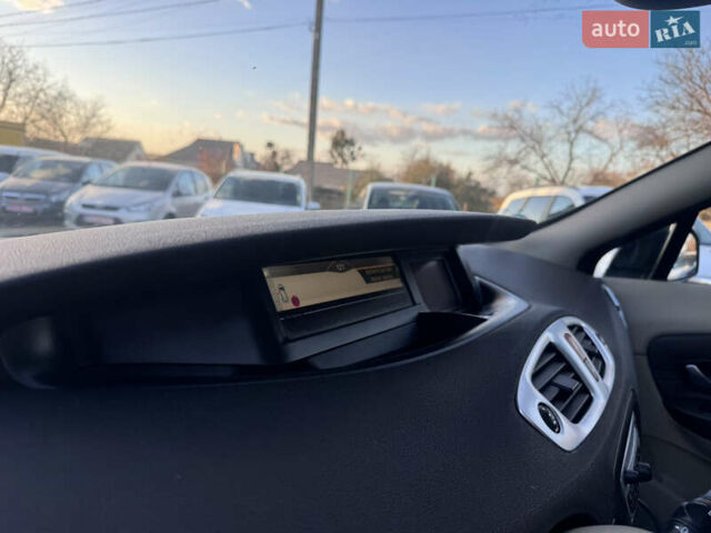 Рено Гранд Сценик 2010 в Звенигородка на Automoto.ua Коричневый Рено Гранд Сценик, объемом двигателя 1.4 л и пробегом 140 тыс. км за 6990 $, фото 49 на Automoto.ua