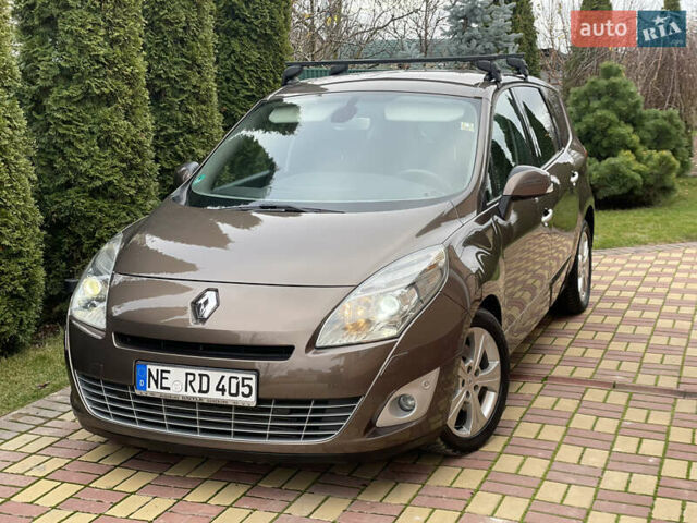 Коричневый Рено Гранд Сценик, объемом двигателя 2 л и пробегом 241 тыс. км за 8600 $, фото 9 на Automoto.ua