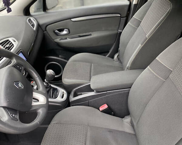 Коричневый Рено Гранд Сценик, объемом двигателя 1.5 л и пробегом 233 тыс. км за 6999 $, фото 20 на Automoto.ua