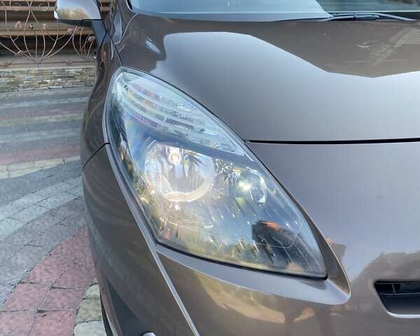 Коричневый Рено Гранд Сценик, объемом двигателя 1.46 л и пробегом 310 тыс. км за 6600 $, фото 6 на Automoto.ua