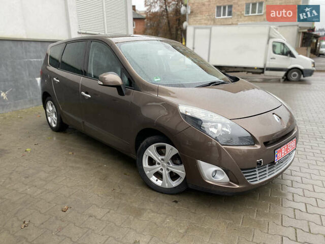 Коричневый Рено Гранд Сценик, объемом двигателя 1.5 л и пробегом 233 тыс. км за 6999 $, фото 15 на Automoto.ua