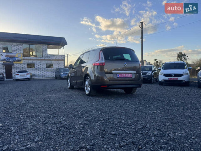 Рено Гранд Сценик 2010 в Звенигородка на Automoto.ua Коричневый Рено Гранд Сценик, объемом двигателя 1.4 л и пробегом 140 тыс. км за 6990 $, фото 18 на Automoto.ua