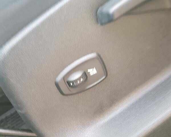 Коричневый Рено Гранд Сценик, объемом двигателя 1.9 л и пробегом 249 тыс. км за 6999 $, фото 31 на Automoto.ua