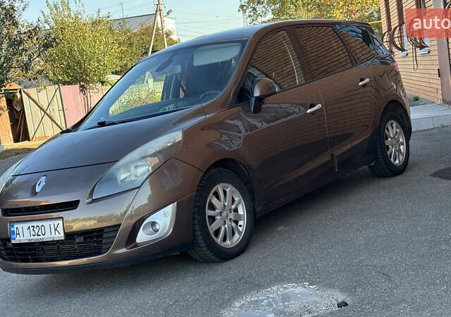 Коричневый Рено Гранд Сценик, объемом двигателя 1.9 л и пробегом 287 тыс. км за 7200 $, фото 4 на Automoto.ua