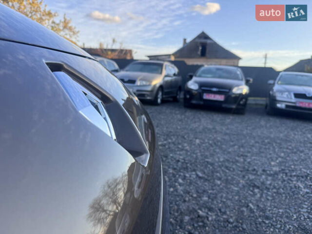 Рено Гранд Сценик 2010 в Звенигородка на Automoto.ua Коричневый Рено Гранд Сценик, объемом двигателя 1.4 л и пробегом 140 тыс. км за 6990 $, фото 7 на Automoto.ua