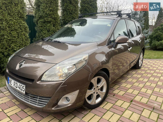 Коричневый Рено Гранд Сценик, объемом двигателя 2 л и пробегом 241 тыс. км за 8600 $, фото 19 на Automoto.ua