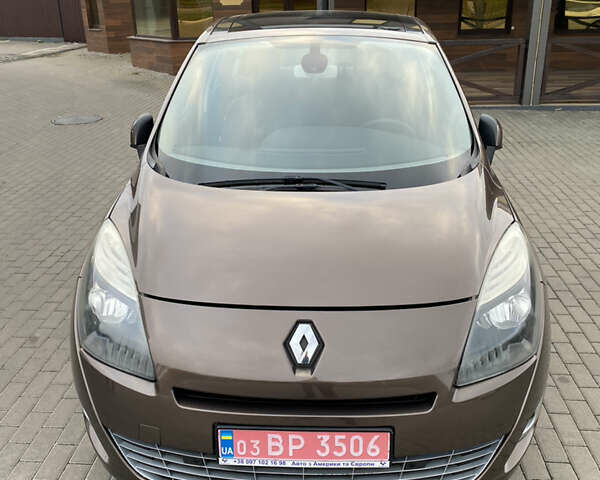 Коричневый Рено Гранд Сценик, объемом двигателя 1.4 л и пробегом 181 тыс. км за 6100 $, фото 8 на Automoto.ua