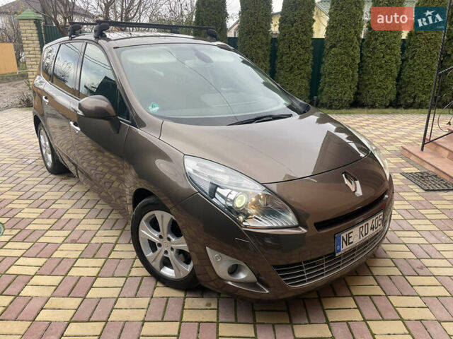 Коричневый Рено Гранд Сценик, объемом двигателя 2 л и пробегом 241 тыс. км за 8600 $, фото 8 на Automoto.ua