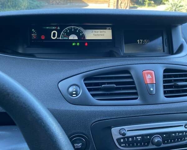 Коричневый Рено Гранд Сценик, объемом двигателя 1.46 л и пробегом 310 тыс. км за 6600 $, фото 25 на Automoto.ua