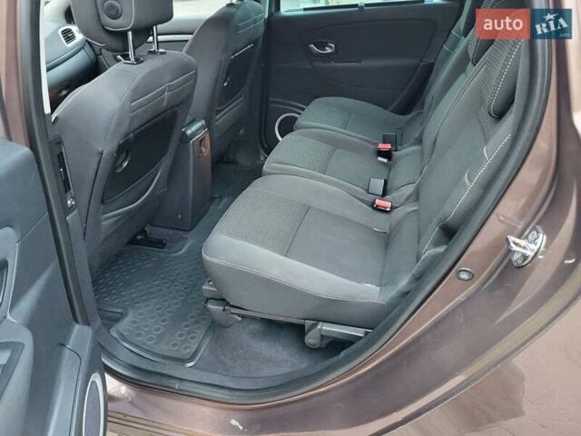 Коричневий Рено Гранд Сценік, об'ємом двигуна 1.5 л та пробігом 232 тис. км за 7550 $, фото 21 на Automoto.ua