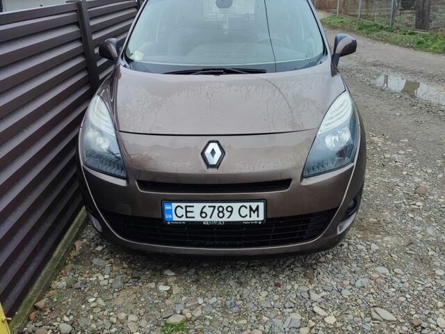 Коричневий Рено Гранд Сценік, об'ємом двигуна 1.5 л та пробігом 293 тис. км за 6500 $, фото 1 на Automoto.ua