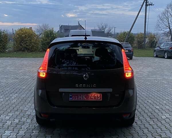 Коричневый Рено Гранд Сценик, объемом двигателя 1.4 л и пробегом 135 тыс. км за 6900 $, фото 5 на Automoto.ua