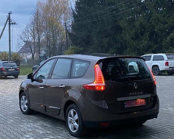 Коричневый Рено Гранд Сценик, объемом двигателя 1.4 л и пробегом 135 тыс. км за 6900 $, фото 6 на Automoto.ua