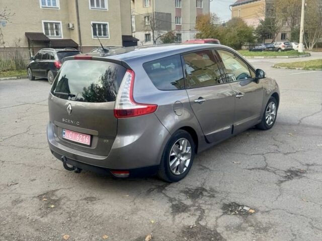 Коричневий Рено Гранд Сценік, об'ємом двигуна 1.5 л та пробігом 189 тис. км за 8300 $, фото 4 на Automoto.ua