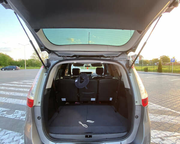 Коричневый Рено Гранд Сценик, объемом двигателя 1.6 л и пробегом 164 тыс. км за 8200 $, фото 14 на Automoto.ua