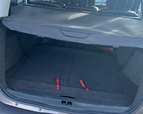 Коричневый Рено Гранд Сценик, объемом двигателя 2 л и пробегом 321 тыс. км за 8250 $, фото 14 на Automoto.ua