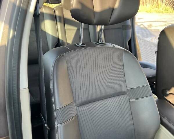 Коричневый Рено Гранд Сценик, объемом двигателя 2 л и пробегом 321 тыс. км за 8250 $, фото 8 на Automoto.ua