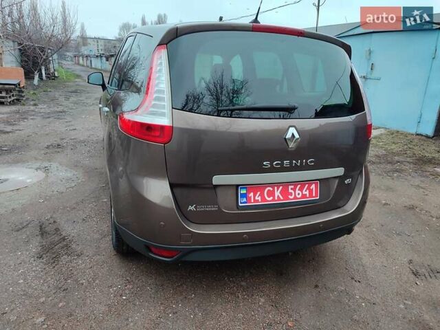 Коричневий Рено Гранд Сценік, об'ємом двигуна 1.5 л та пробігом 260 тис. км за 8450 $, фото 6 на Automoto.ua