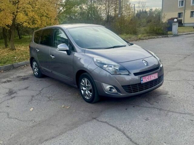 Коричневий Рено Гранд Сценік, об'ємом двигуна 1.5 л та пробігом 189 тис. км за 8300 $, фото 3 на Automoto.ua