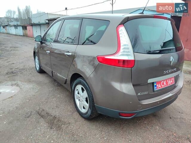 Коричневий Рено Гранд Сценік, об'ємом двигуна 1.5 л та пробігом 260 тис. км за 8450 $, фото 5 на Automoto.ua