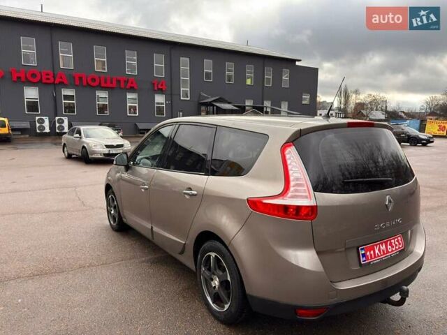 Коричневый Рено Гранд Сценик, объемом двигателя 1.6 л и пробегом 161 тыс. км за 7900 $, фото 4 на Automoto.ua