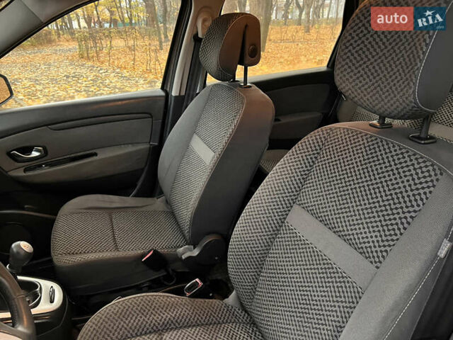 Рено Гранд Сценик 2011 в Черновцах на Automoto.ua Коричневый Рено Гранд Сценик, объемом двигателя 1.5 л и пробегом 325 тыс. км за 6700 $, фото 17 на Automoto.ua