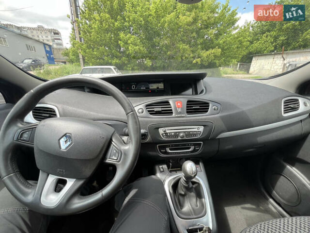 Коричневий Рено Гранд Сценік, об'ємом двигуна 1.5 л та пробігом 275 тис. км за 6800 $, фото 14 на Automoto.ua