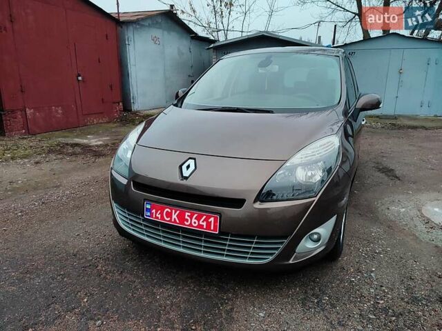 Коричневий Рено Гранд Сценік, об'ємом двигуна 1.5 л та пробігом 260 тис. км за 8450 $, фото 20 на Automoto.ua