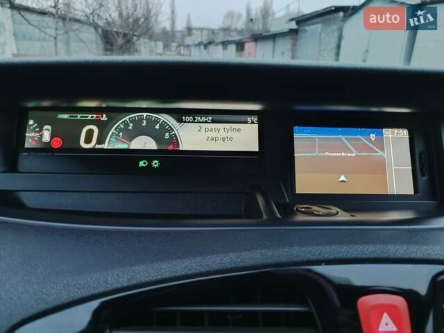 Коричневий Рено Гранд Сценік, об'ємом двигуна 1.5 л та пробігом 260 тис. км за 8450 $, фото 29 на Automoto.ua