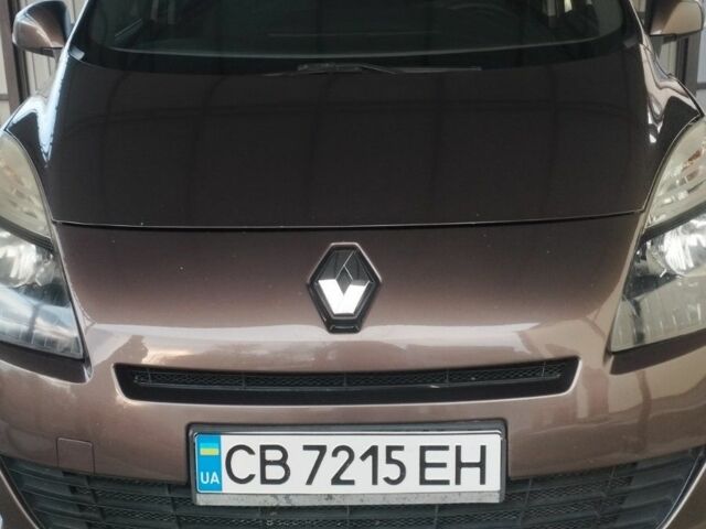 Коричневый Рено Гранд Сценик, объемом двигателя 1.5 л и пробегом 297 тыс. км за 6800 $, фото 5 на Automoto.ua