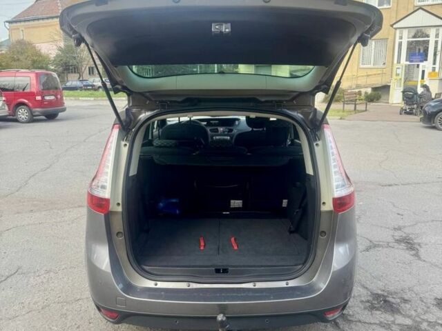 Коричневий Рено Гранд Сценік, об'ємом двигуна 1.5 л та пробігом 189 тис. км за 8300 $, фото 5 на Automoto.ua