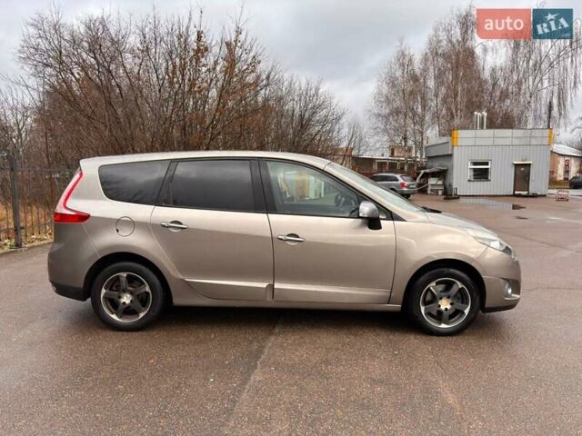 Коричневый Рено Гранд Сценик, объемом двигателя 1.6 л и пробегом 161 тыс. км за 7900 $, фото 5 на Automoto.ua