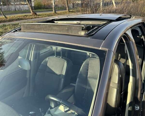 Коричневый Рено Гранд Сценик, объемом двигателя 2 л и пробегом 321 тыс. км за 8250 $, фото 6 на Automoto.ua