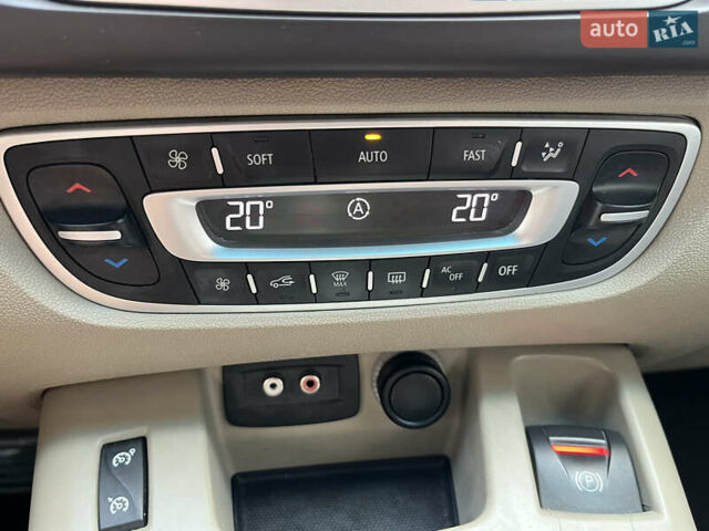 Коричневый Рено Гранд Сценик, объемом двигателя 1.6 л и пробегом 252 тыс. км за 6700 $, фото 50 на Automoto.ua