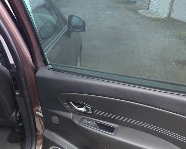 Коричневий Рено Гранд Сценік, об'ємом двигуна 1.5 л та пробігом 260 тис. км за 8450 $, фото 39 на Automoto.ua