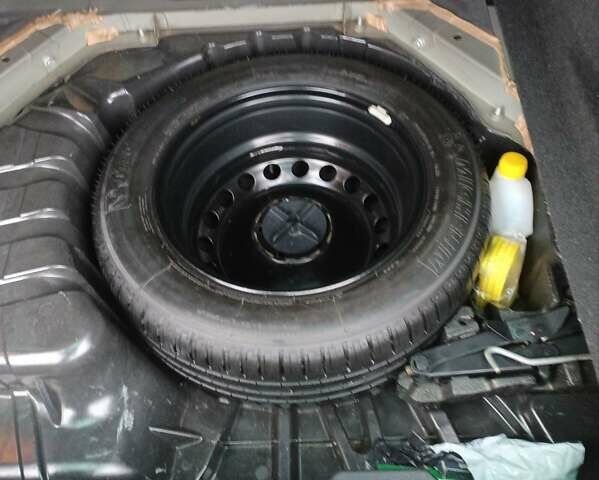 Коричневий Рено Гранд Сценік, об'ємом двигуна 1.6 л та пробігом 239 тис. км за 7600 $, фото 35 на Automoto.ua