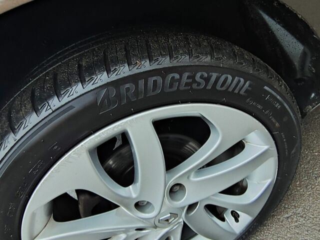 Коричневий Рено Гранд Сценік, об'ємом двигуна 2 л та пробігом 202 тис. км за 8250 $, фото 13 на Automoto.ua