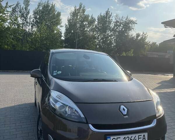 Коричневый Рено Гранд Сценик, объемом двигателя 1.6 л и пробегом 295 тыс. км за 7500 $, фото 2 на Automoto.ua