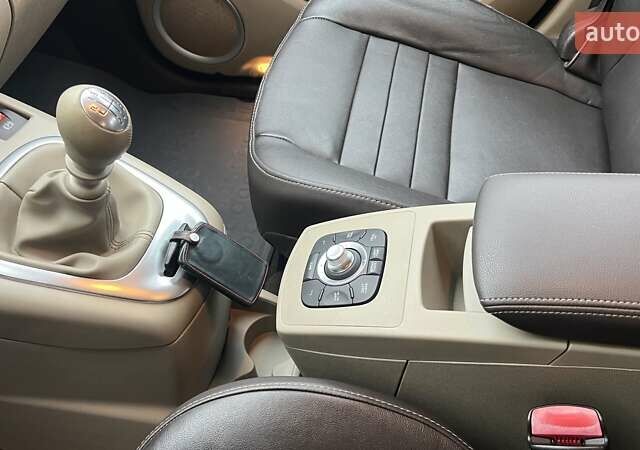 Коричневый Рено Гранд Сценик, объемом двигателя 1.6 л и пробегом 260 тыс. км за 8000 $, фото 8 на Automoto.ua