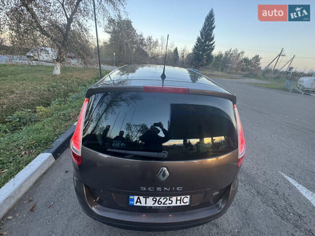 Коричневый Рено Гранд Сценик, объемом двигателя 1.46 л и пробегом 283 тыс. км за 9350 $, фото 14 на Automoto.ua