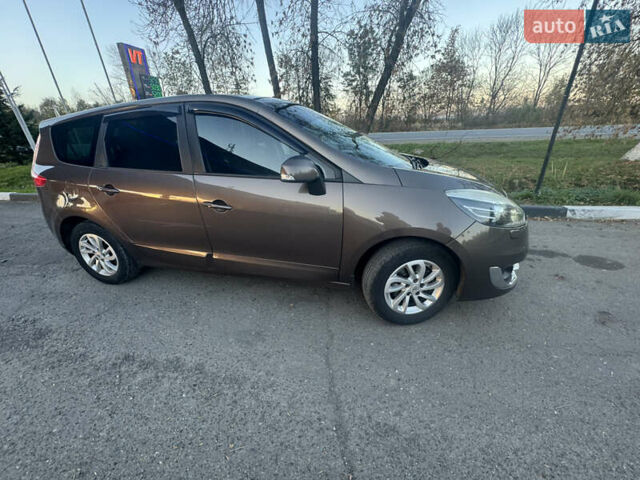 Коричневый Рено Гранд Сценик, объемом двигателя 1.46 л и пробегом 283 тыс. км за 9350 $, фото 5 на Automoto.ua